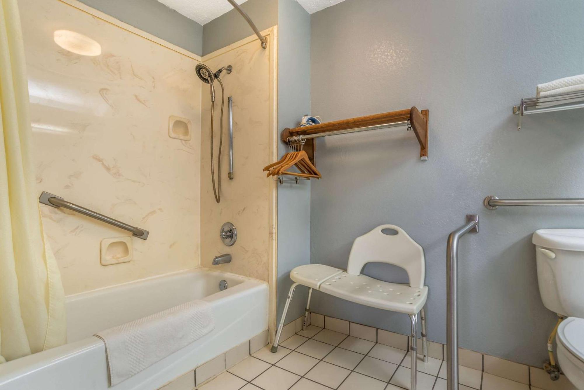 Econo Lodge Inn & Suites Philadelphia Exteriér fotografie